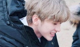 蔡徐坤圈内爆料恋情图片,甜蜜瞬间引粉丝热议